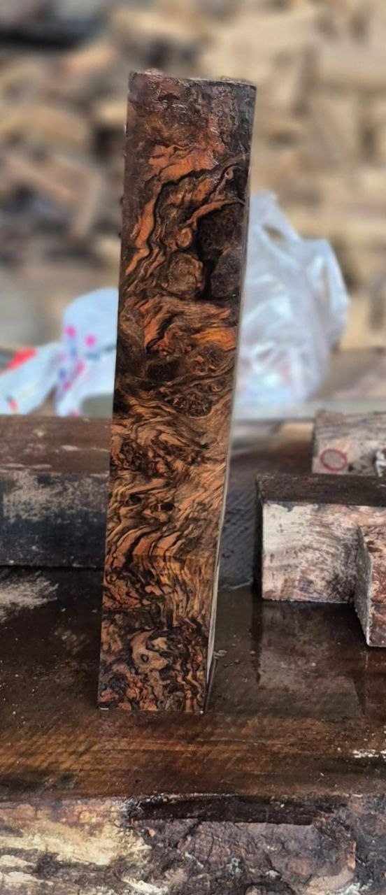 Exhibition Grade Knife Blocks (Oversized Book-Matched & Singles)